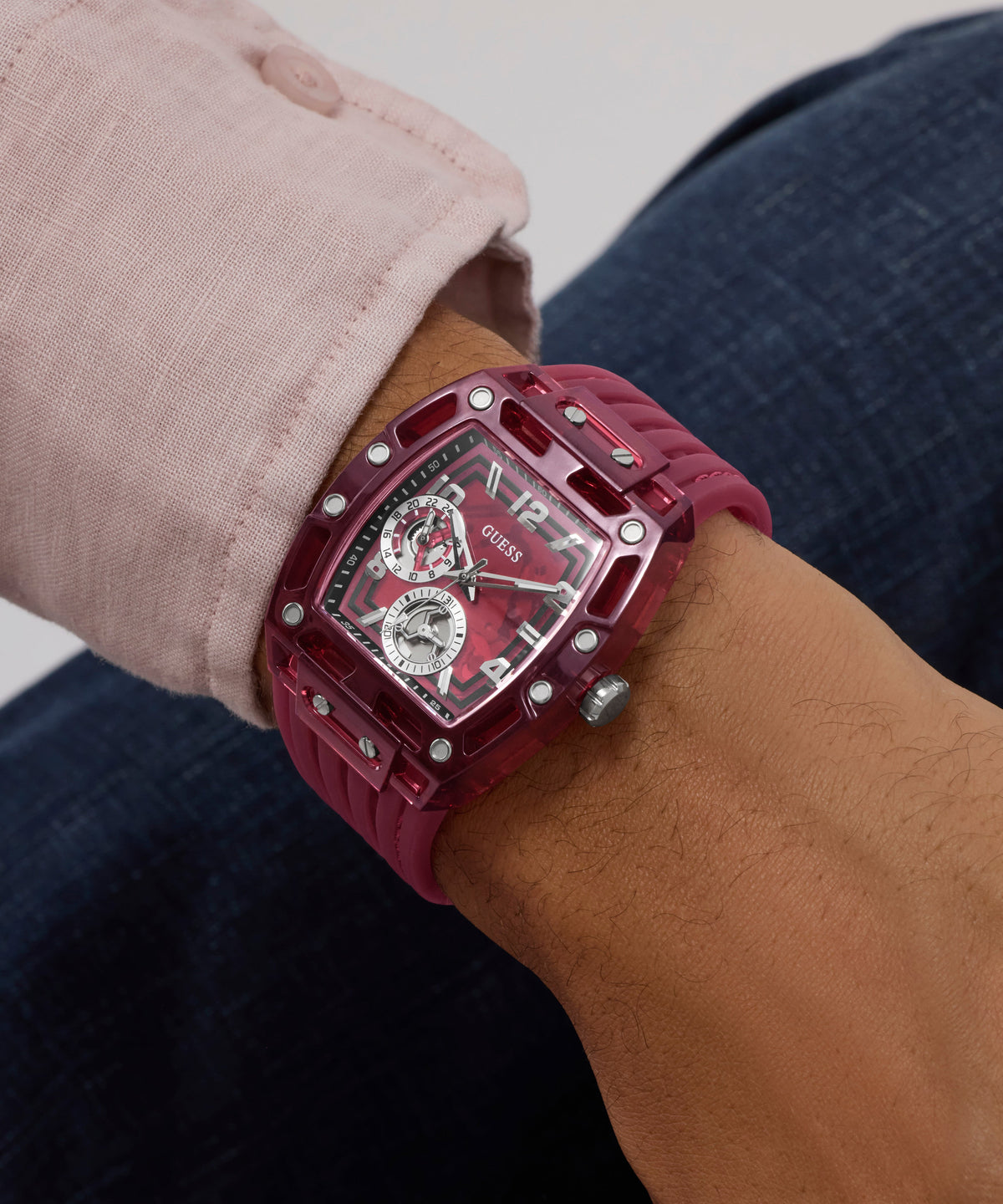 Guess GW0499G12
