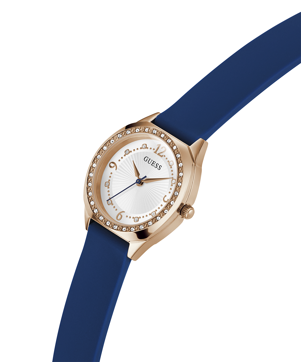 Guess GW0820L2