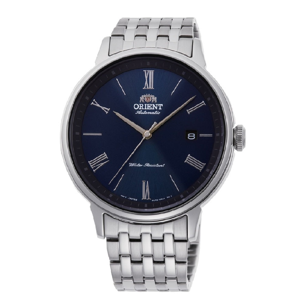 Orient RA-AC0J03L en la muñeca