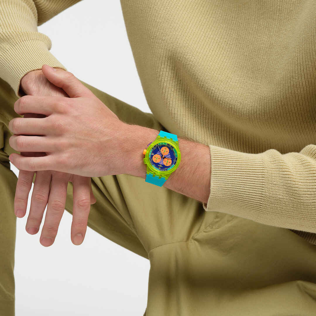 Reloj Unisex Swatch Neon SUSG404 - vista 4