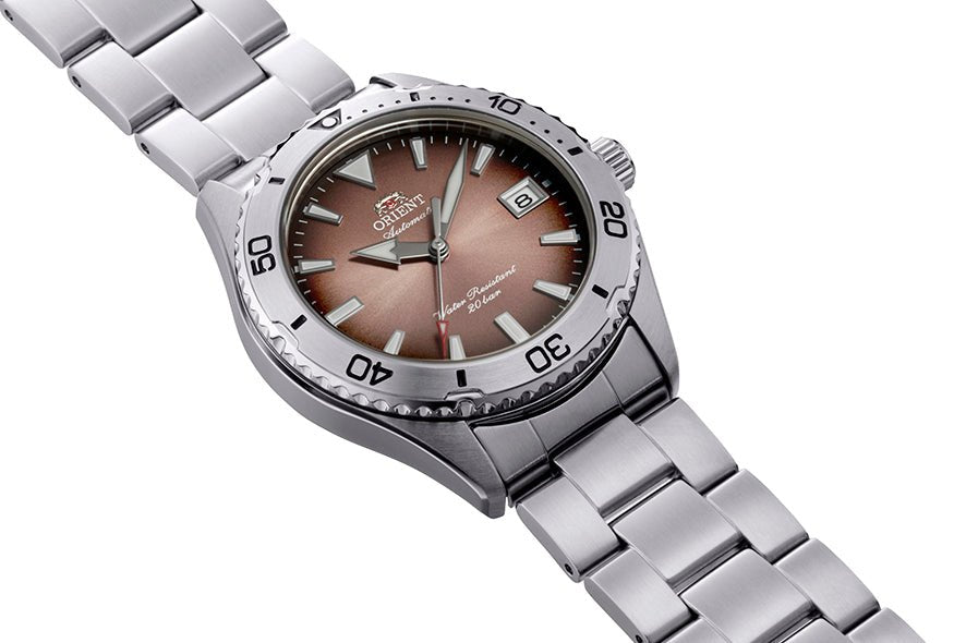 Orient RA-AC0Q17Y detalle