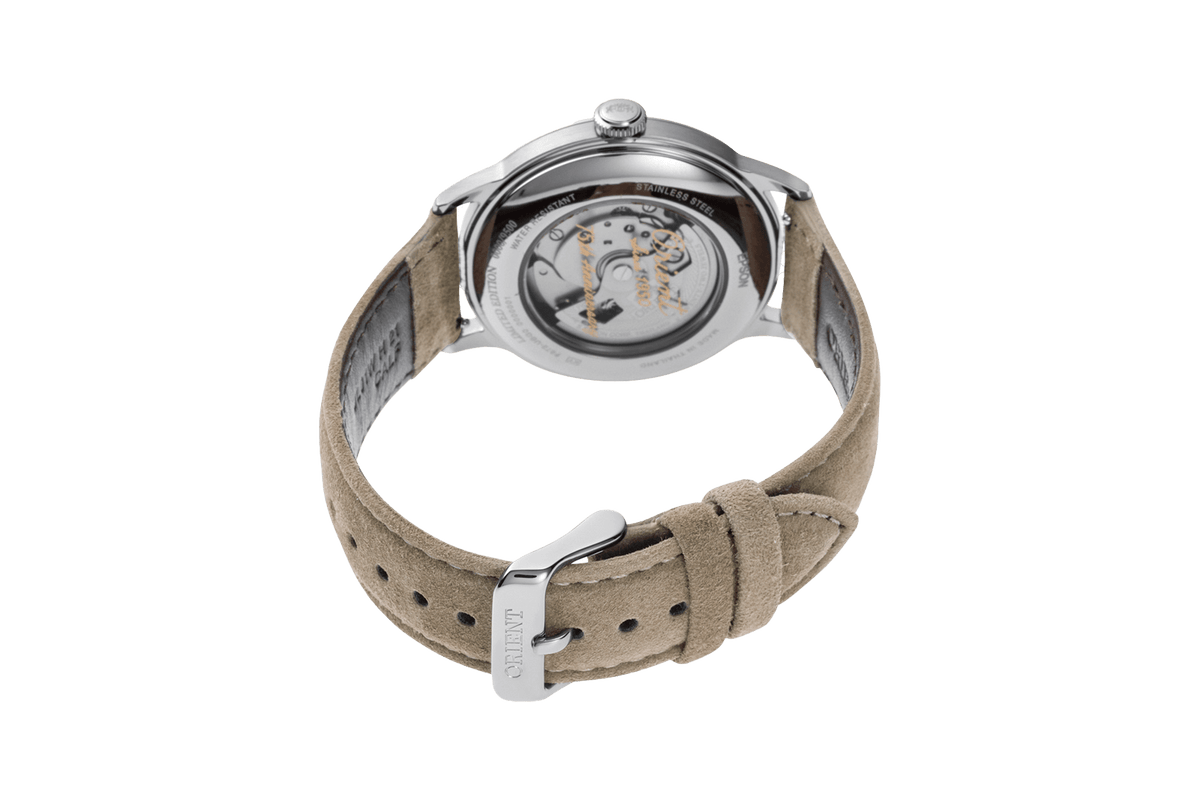 Orient RA-AC0027S en la muñeca