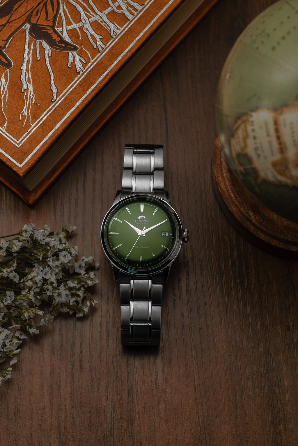 Orient RA-AC0M09E detalle