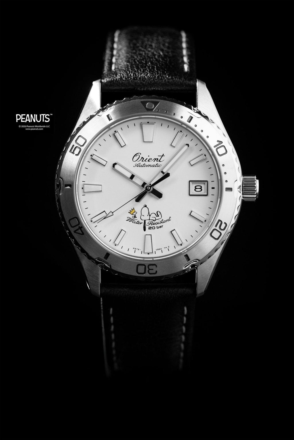 Orient RA-AC0Q08S en la muñeca