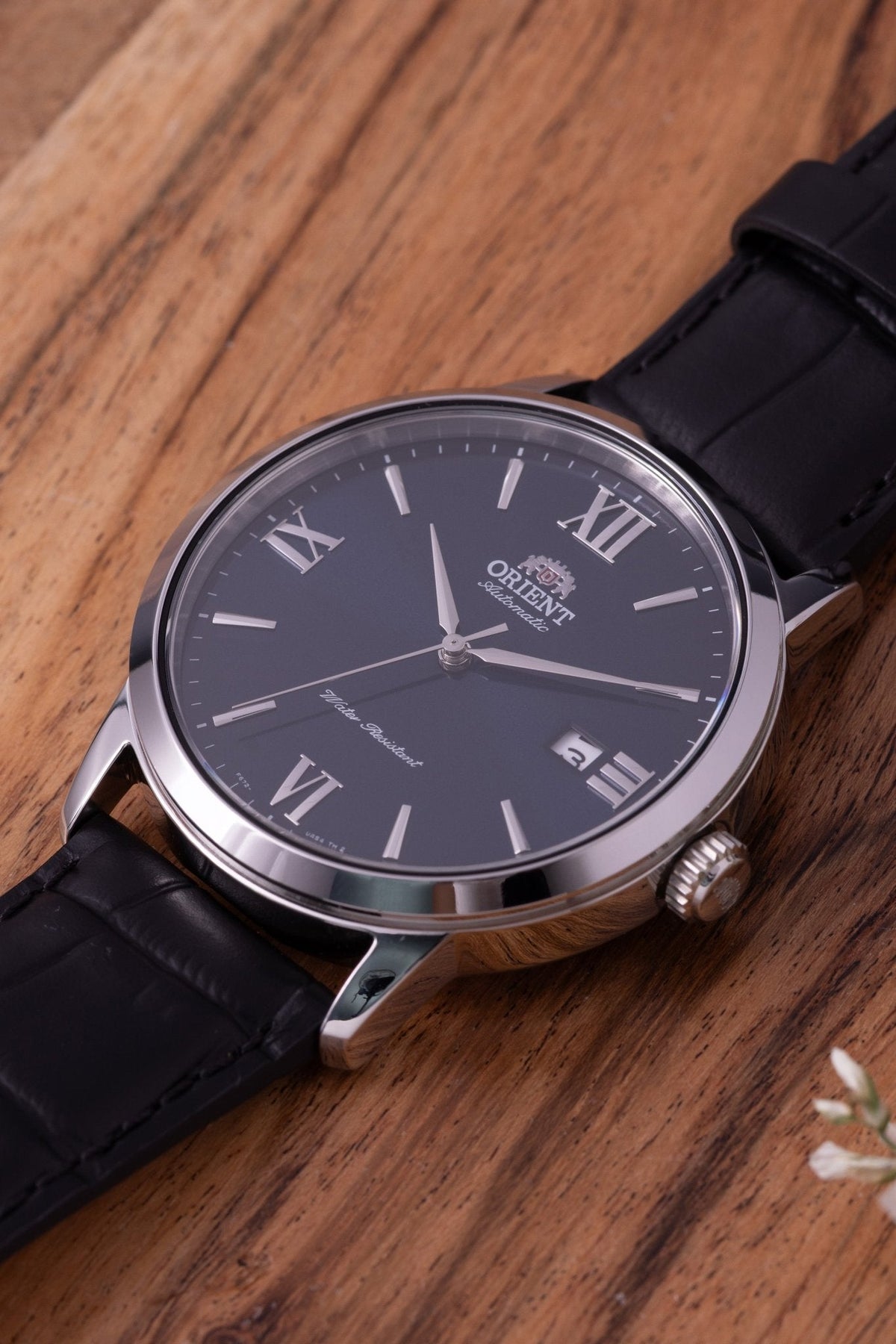 Orient RA-AC0F11L detalle